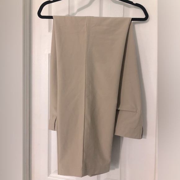 Mens Izod Golf pants like new. Size 36 x 32 - Picture 5 of 6